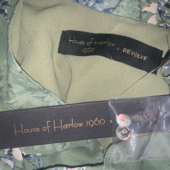 Cecilio Dress in Sage Floral - Picture 6 of 6